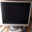 

I・O DATA LCD-A173KW 17インチ液晶モニター 
