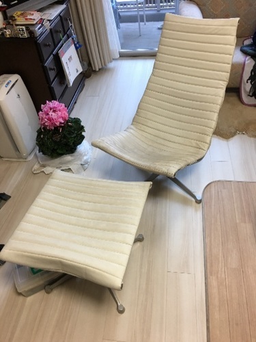 ハーマンミラー アルミナムチェア