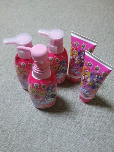 魔法使いプリキュアリンスインシャンプー コンディショナー Cruijff 武蔵溝ノ口のヘアケアの中古あげます 譲ります ジモティーで不用品の処分 魔法使いプリキュアリンスインシャンプー コンディショナー Cruijff 武蔵溝ノ口のヘアケアの中古あげます 譲ります ジモティーで不用品の処分
