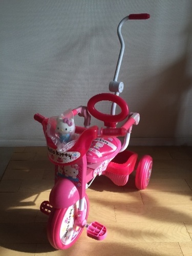 キティ 三輪車