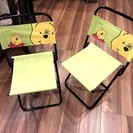 くまのプーさんの折りたたみ式パイプ椅子（ちびっこ用） 2台