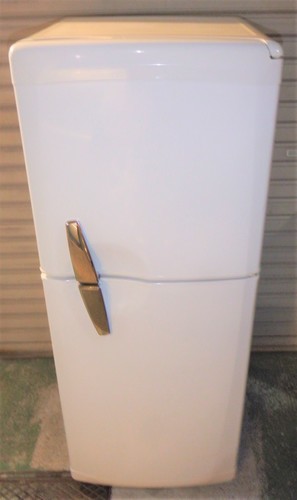 ☆\t三菱 MITSUBISHI MR-14M 136L 2ドア冷凍冷蔵庫◆フューチャーレトロデザイン