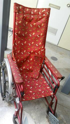 リクライニング式車椅子