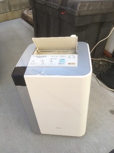 2010年ゼネラル加湿脱臭機