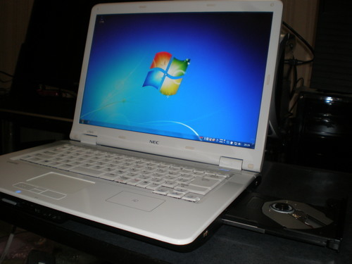 ノートパソコン Nec Lavie Ll750 R Windows7 32bit Ssd搭載 ねおち 柏のノートパソコンの中古あげます 譲ります ジモティーで不用品の処分