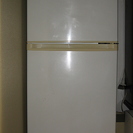 75Ｌ小型冷蔵庫差し上げます。現地に引き取り可能な方限定です。