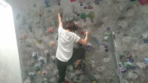 梅田か難波でボルダリング こうの 大阪のその他のメンバー募集 無料掲載の掲示板 ジモティー