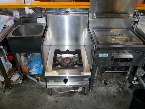 人気が高い  ラーメン店閉店するので冷蔵庫以外の什器備品一式全部 その他