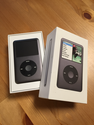 Apple　iPod classic 120GB ブラック 第6.5世代 MB565J/A