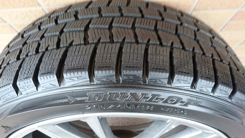 スタッドレスタイヤdunlop Winter Maxx タイヤ溝4mmあり Amakara 八王子のタイヤ ホイールの中古あげます 譲ります ジモティーで不用品の処分