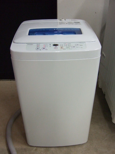 ハイアール　４．２kg　洗濯機　２０１４年製　一人暮らしにも！
