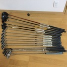 ゴルフバッグとクラブ一式 (右利き用)