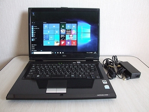 Fujitsu FMV-BIBLO NF/B40 ノートパソコン 3