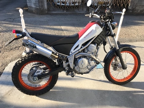 平成27年式 走行625k トリッカー