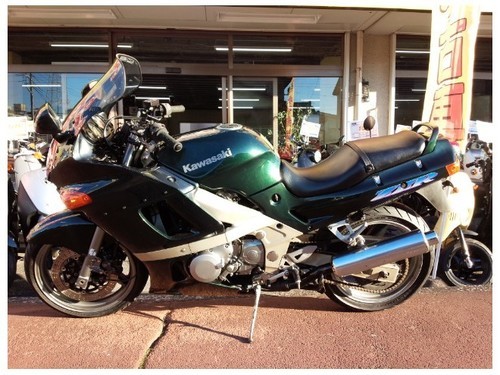 ありがとうございます。 ご成約ありがとうございます。NO.1249 ZZR400 水冷4サイクル4気筒400CC