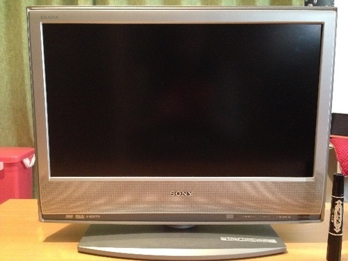 SONY BRAVIA 20型 シルバー