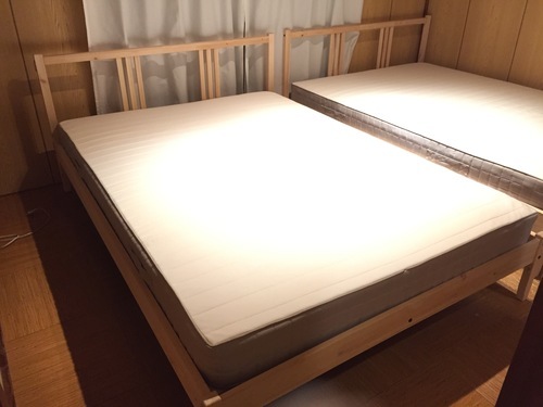 ダブルベッド　美品！　新古品 IKEA