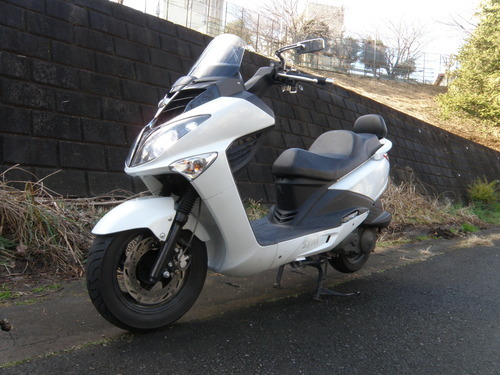 【商談成立】2014年RV200FIインジェクションライトカスタム自賠29年9月迄（PCX150、マジェスティ125