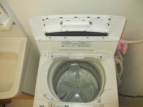 大容量◆ サンヨー SANYO 全自動 洗濯機 7kg 簡易風乾燥 ASW-P70D