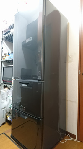 【値下げしました】三菱冷蔵庫（370L・3ドア）