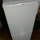 冷蔵庫 2010年製 138リットル 
