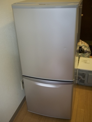 【値下げしました】冷蔵庫 / 135L・2007年製