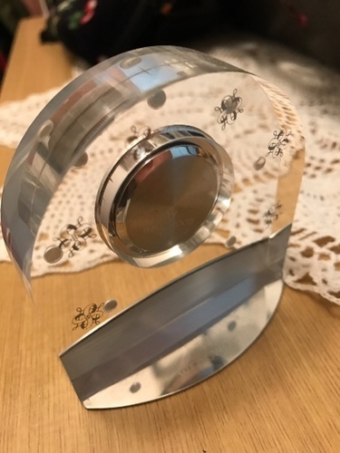 ほぼ新品】ウエッジウッド クリスタルスワロフスキー置き時計