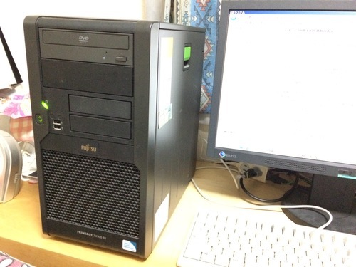 PCサーバー　富士通　PRIMERGY TX100 S1　Windows Server 2008 OS付き