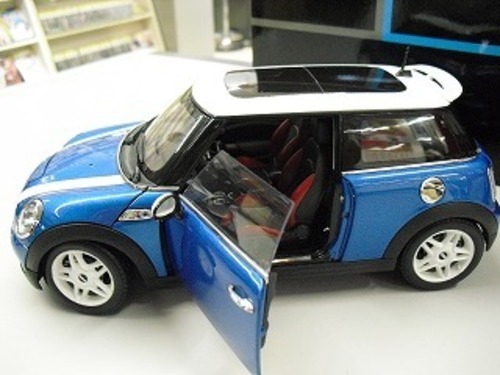 1-18スケール ダイキャスト ミニクーパー Mini Cooper S