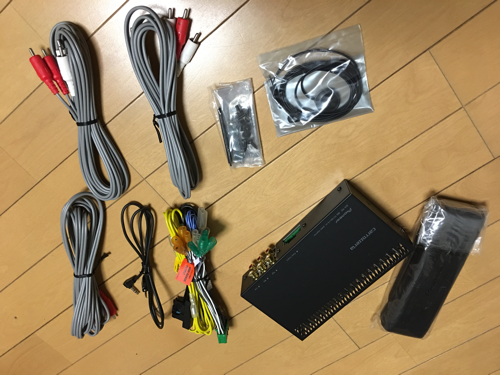 良好品】 Pioneer アンプ+付属品(本体なし) DEH-P01 カーオーディオ