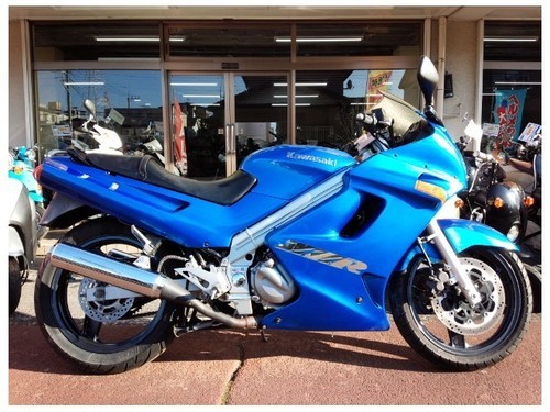 ご成約ありがとうございます。 NO.1262 ZZR250 水冷4サイクル並列2気筒エンジン キャンディーブルー ☆彡