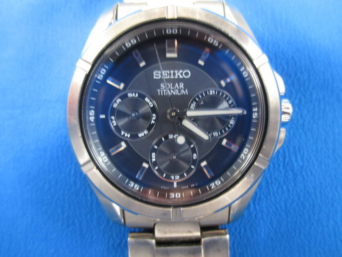 (W-87)男性用腕時計　SEIKO SOLAR TITANIUM V14J-OAEO