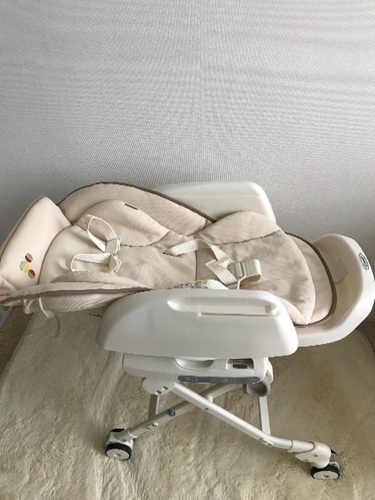 コンビ  ルシエス  オートスウィング