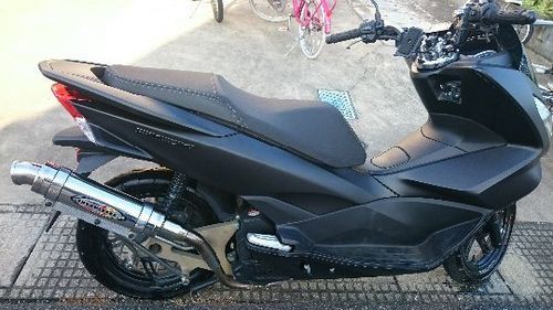 新型PCX125 マッドブラック