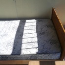 木製シングルベッド（西川かフランスベッドのもの） 写真をつけました