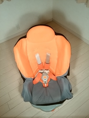 美品 アップリカAPRICAベビーチャイルドシート ネオフィックス