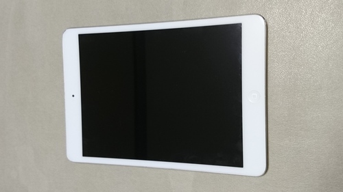 Apple　iPadmini　　中古