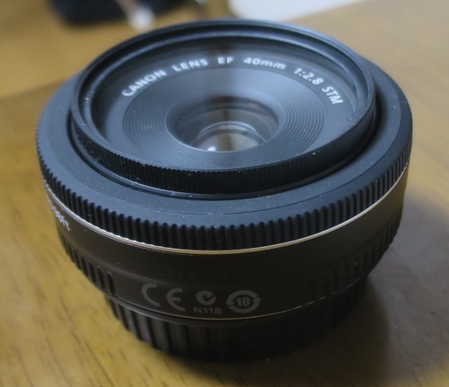 Canon EF40mm F2.8 STM EFレンズシリーズ最薄・最軽量のパンケーキレンズ　中古