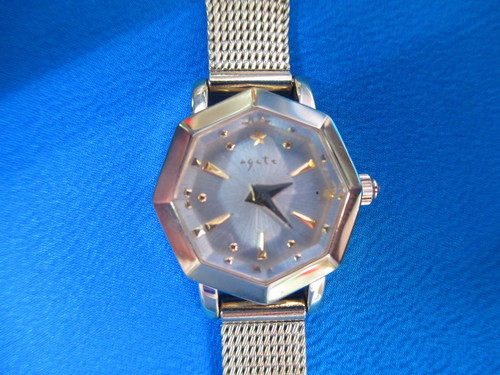 (W-98)女性用　agete FIRST 1501　腕時計