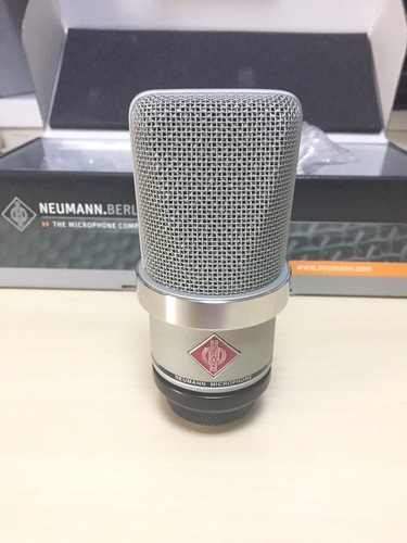 Neumann TLM102 コンデンサーマイク