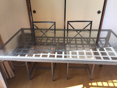 IKEA ガラスのダイニングテーブル  椅子 4脚つき   美品   2月5日まで   八千代台より