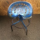レトロ アンティーク ブリキ製の椅子