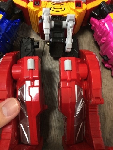 ロボット3体セット キョウリュウジャー トッキュウジャー ニンニンジャー Modspeaker 大阪のおもちゃ ヒーロー遊び の中古あげます 譲ります ジモティーで不用品の処分