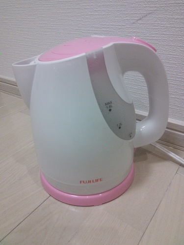【値下げ！】電気ケトル(ほぼ新品)発送可