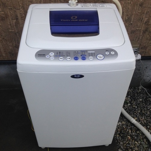 東芝　TOSHIBA 洗濯機5キロ　１～2人用　1か月補償