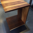 受付終了◆サイドテーブル 正方形 キャスター付き 木製