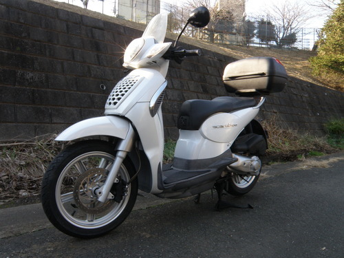 【商談成立】アプリリア、スカラベオ125FIインジェクション（シグナスＸ、アドレス、リード、SHモード