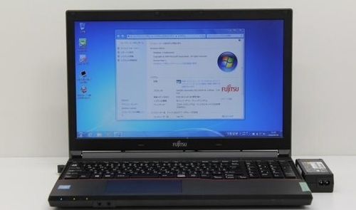 日本製　富士通　LIFEBOOK　ノートパソコン　2014年11月モデル