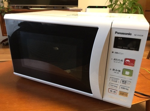 美品 電子レンジ Panasonic NE-EH228-W (2015年製)