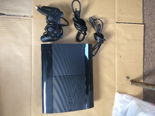 PS3 CECH-4000C ソフト７本付き